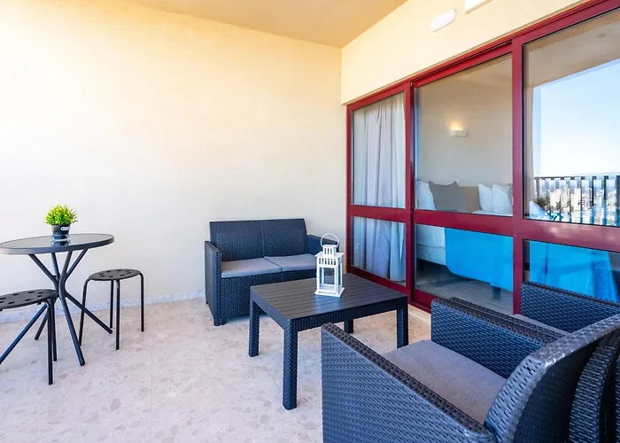 S&S Apartment